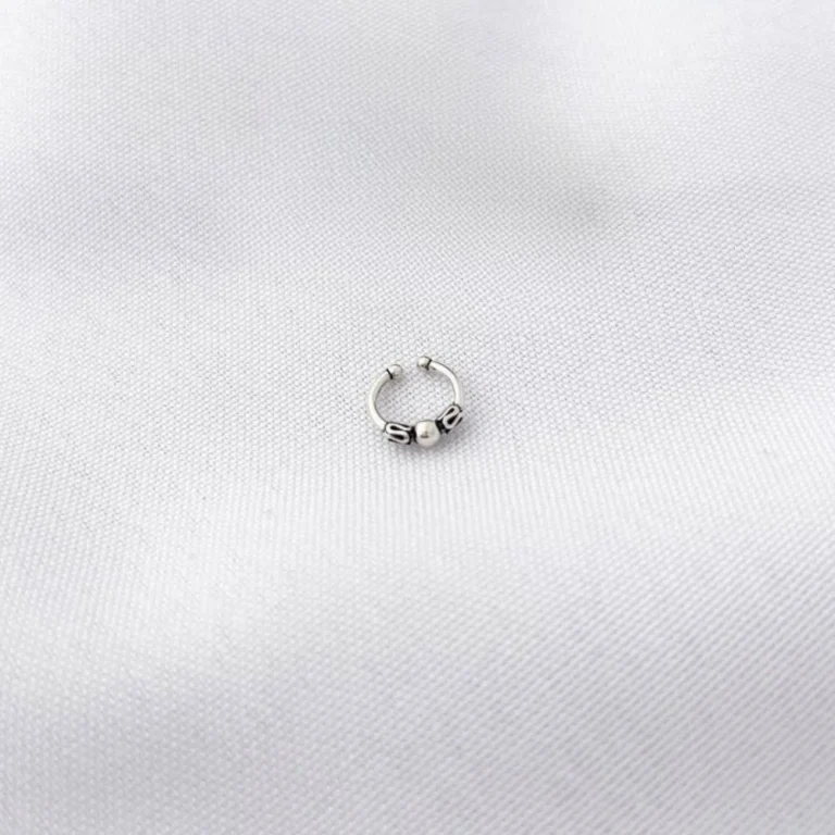 Piercing de Prata 925 Pressão Envelhecido com Bolinha e Trançados